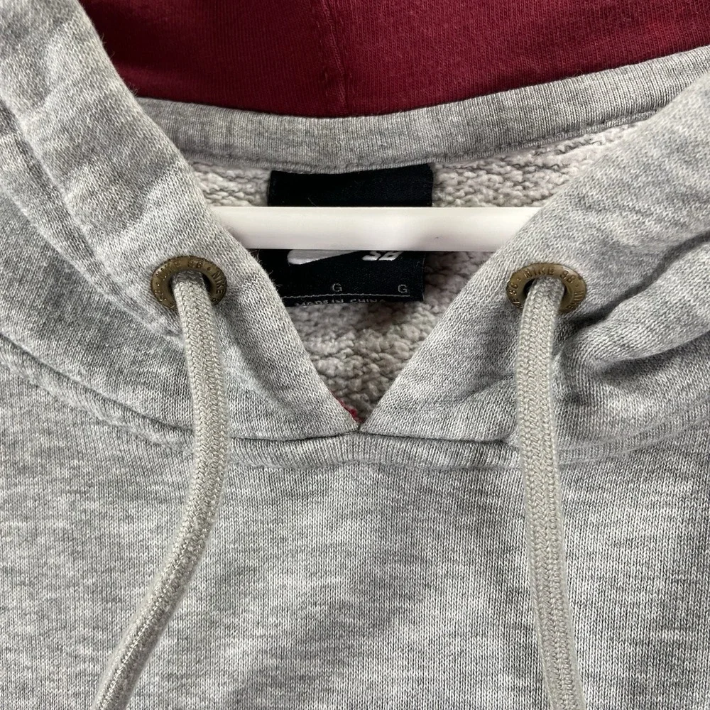 Nike SB Hoodie Mens Large Pullover Sweatshirt Skateboarding Logo Spellout Gray